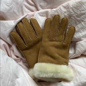 AUTHENTIC UGG FUR GLOVES